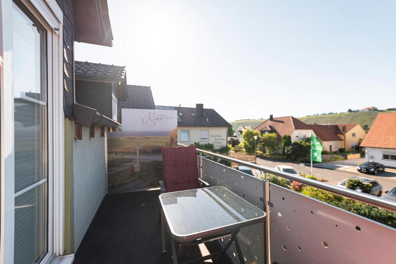 Weingut Und Gastehof Borst Hotell Nordheim am Main Exteriör bild